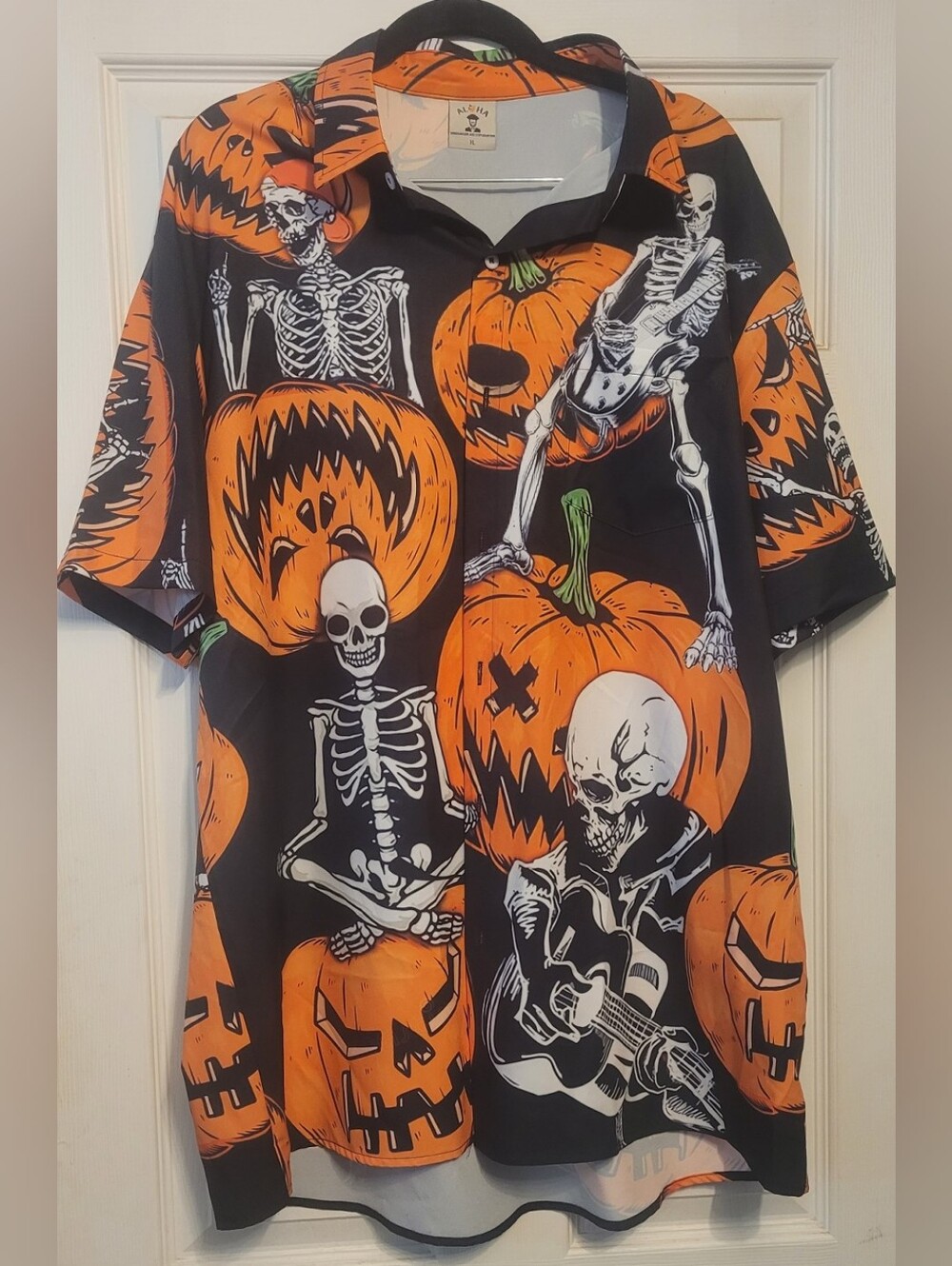 Halloween Skeleton & Pumpkin Men's Hawaiian Shirt - Black & Orange